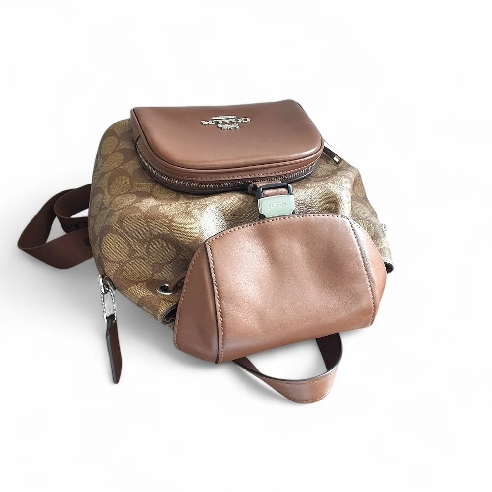 Coach Signature Sierra Drawstring Backpack Khaki/Saddle EUC